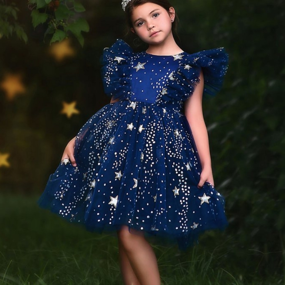 Trish scully Angel star Emma Angel-sleeve dress
